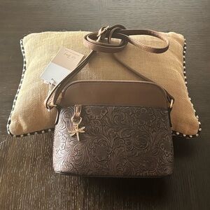 NWT Le Bag Brown Floral Embossed Crossbody Purse Dragonfly Charm